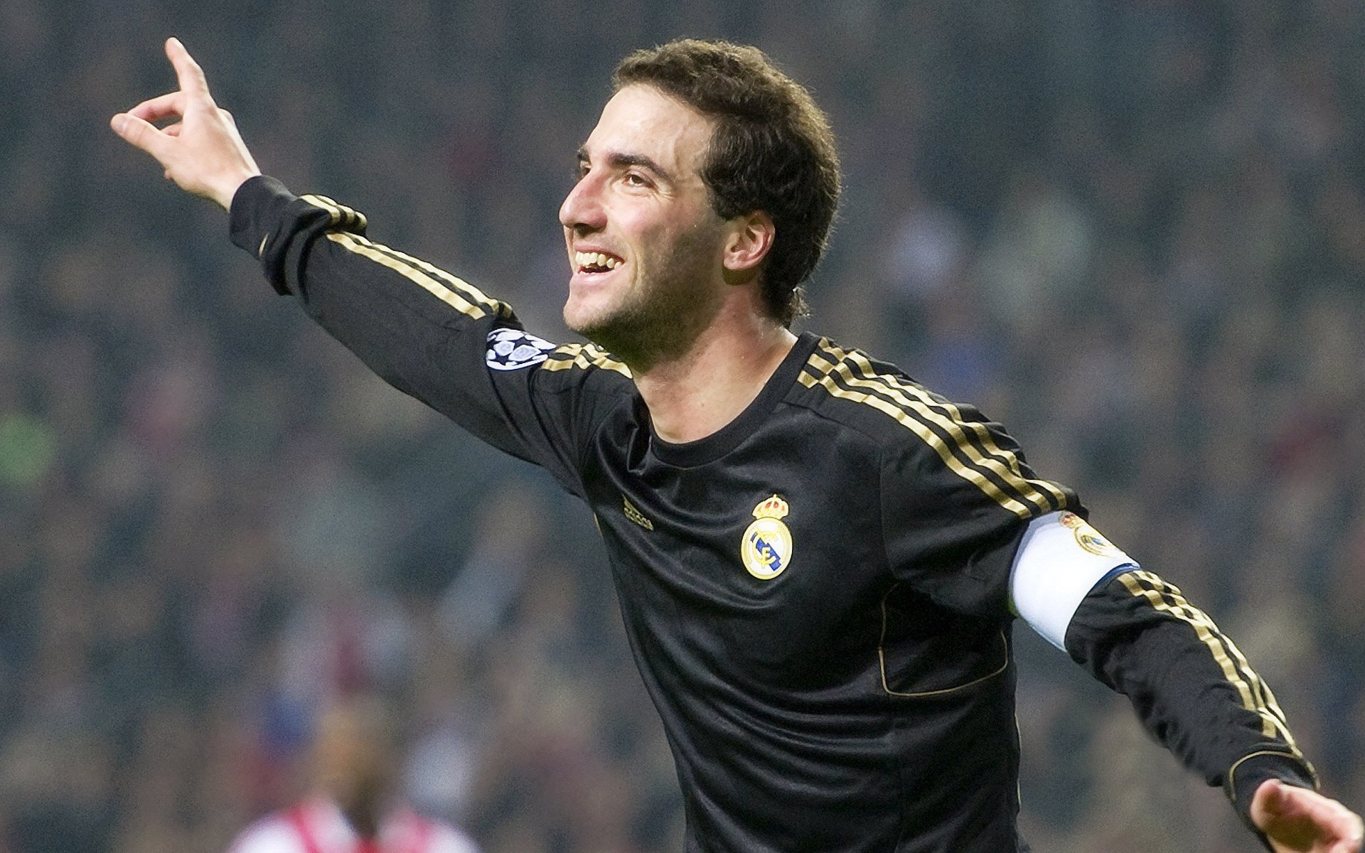 南半球的寒夜，卡拉斯科一剑封喉，多特蒙德跨洲斩落新西兰