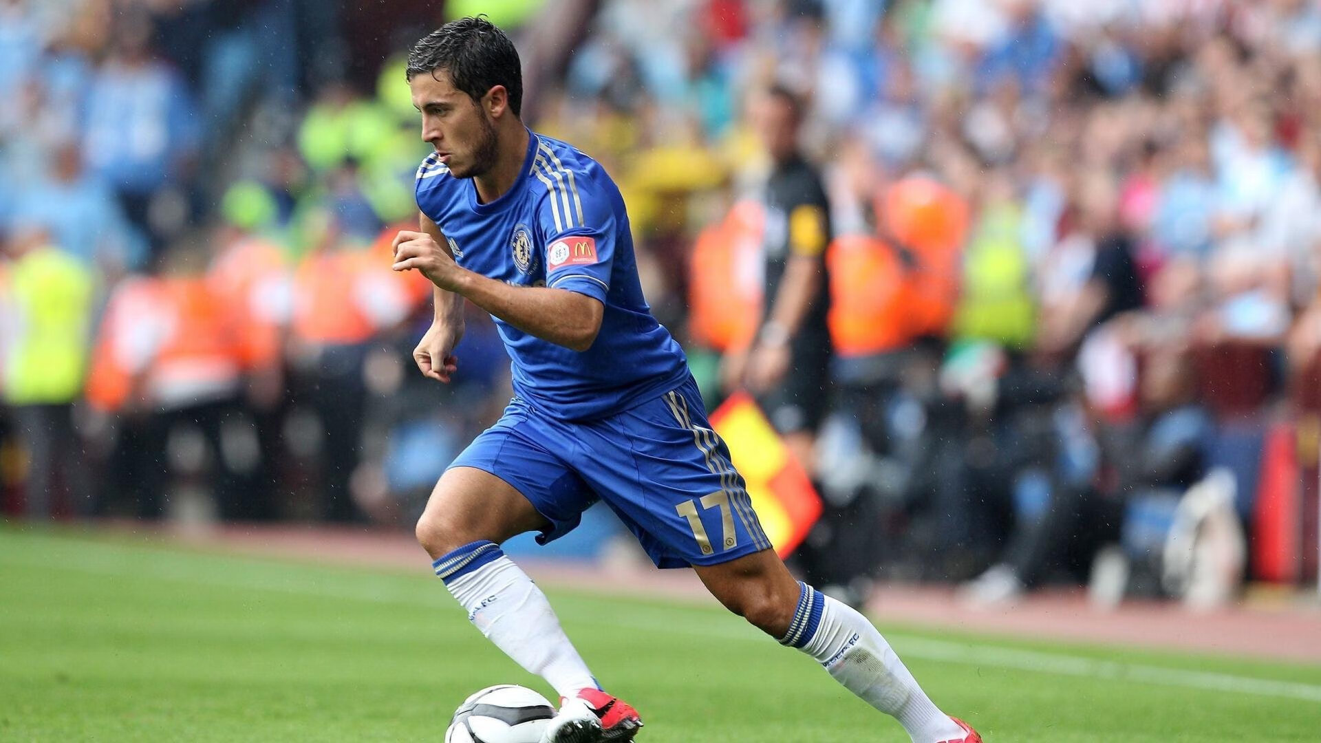 奥运前哨战，帕尔默接管关键局，英格兰青春风暴压制巴萨体系