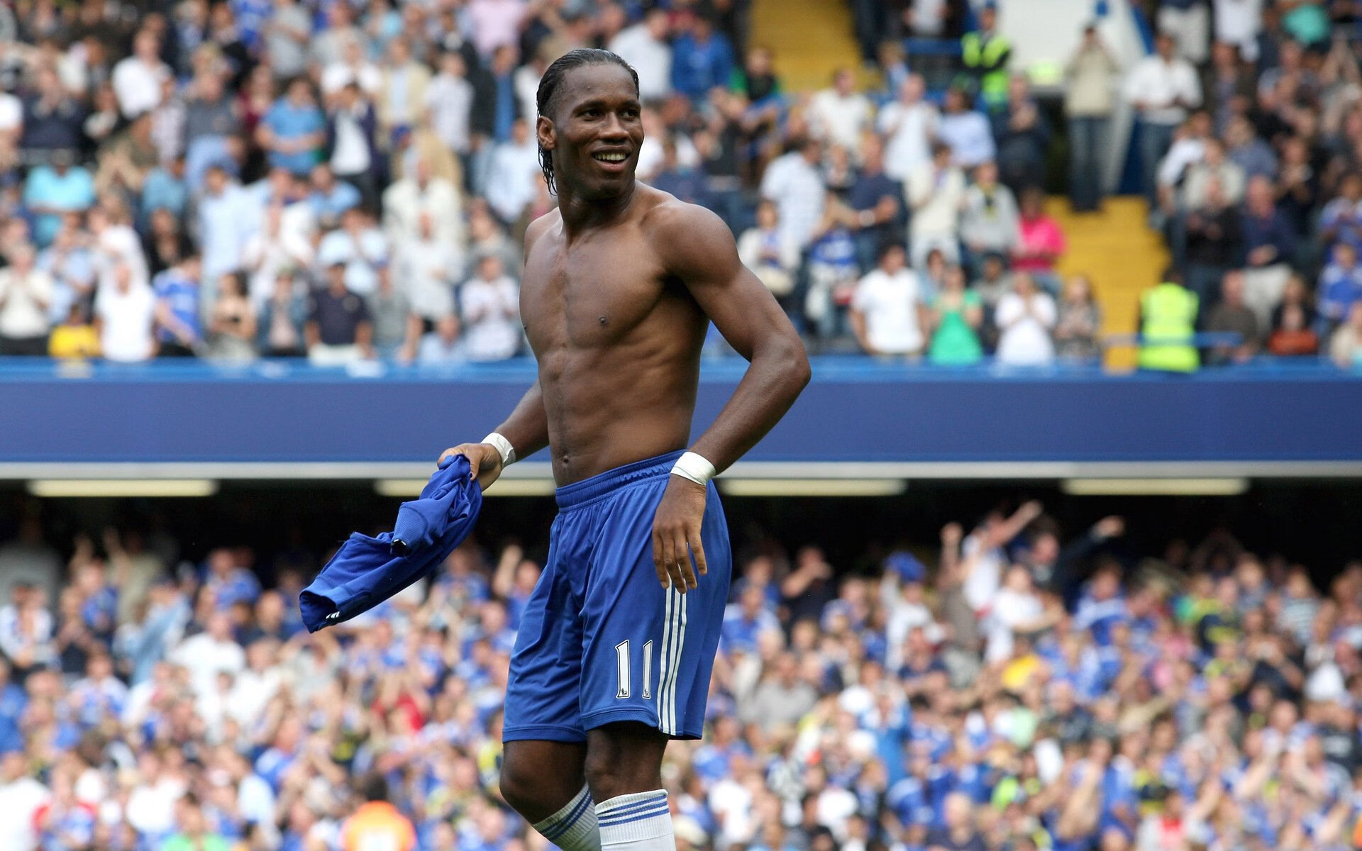 F1年度争冠之夜，保罗关键战不手软，冷静、勇气与历史性胜利