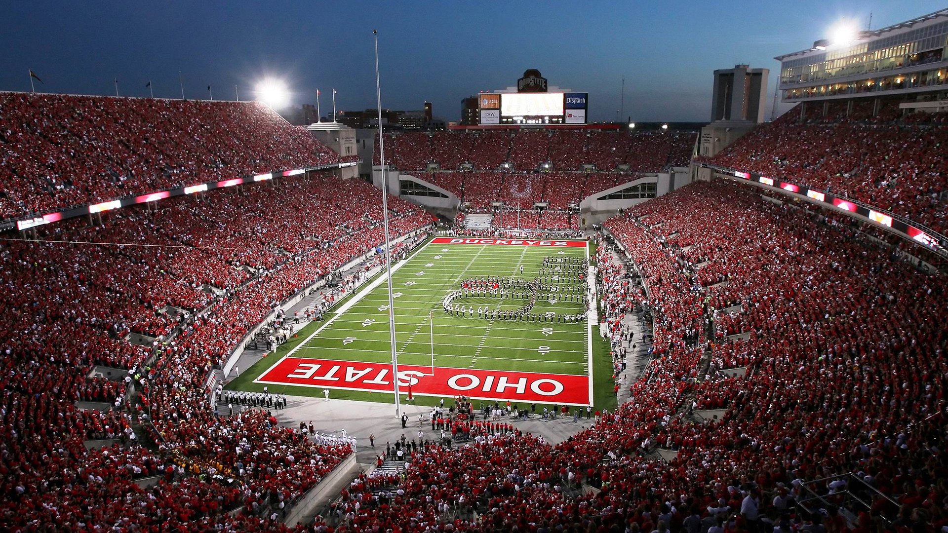 跨界竞技场，广东队关键战突围尼克斯，西亚卡姆在意甲焦点战接管比赛