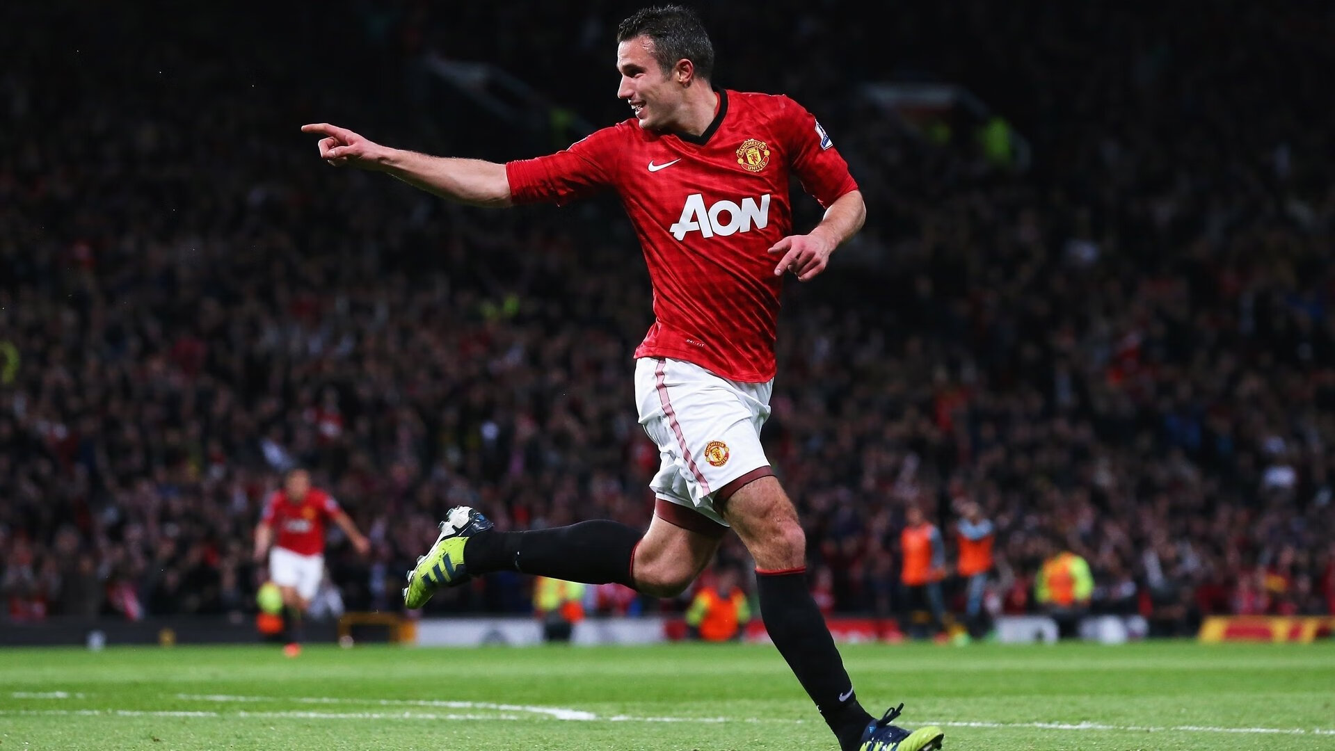 跨界奇迹,当拜仁翻盘亚特兰大,维尼修斯在NBA总决赛接管比赛